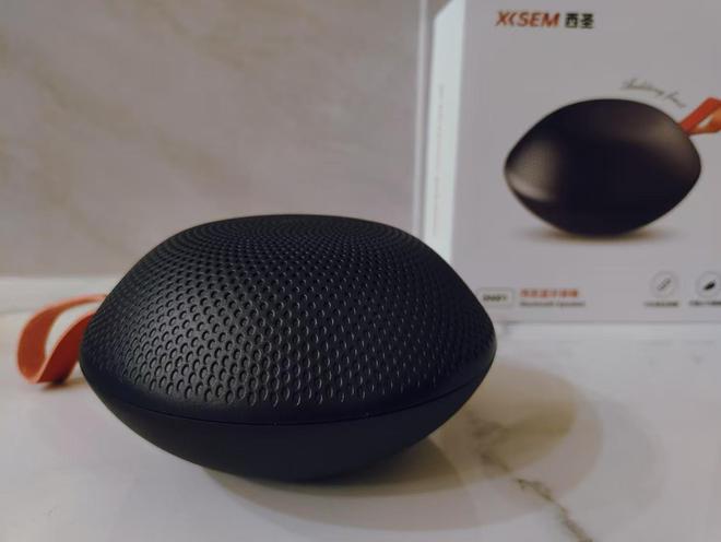 牙音箱评测：超高性价比便捷音质兼备爱游戏app最新登录入口西圣便携蓝(图5)